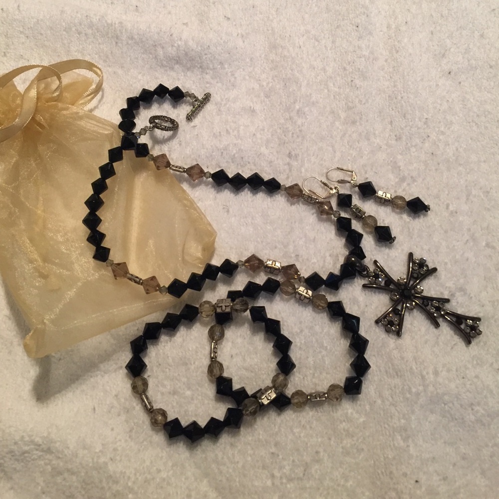 Custom jewelry set