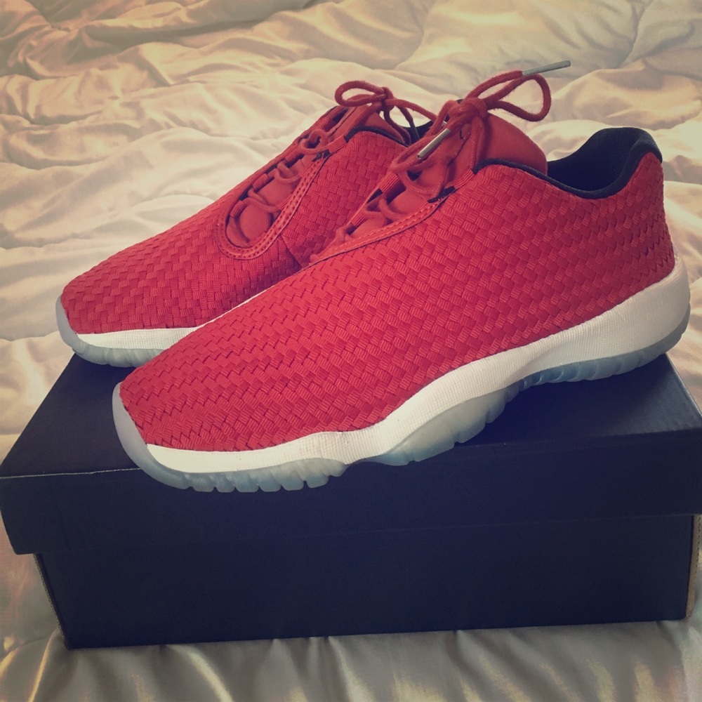 RED JORDAN FUTURES