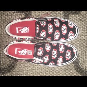 Supreme x Vans 666 Slip-Ons