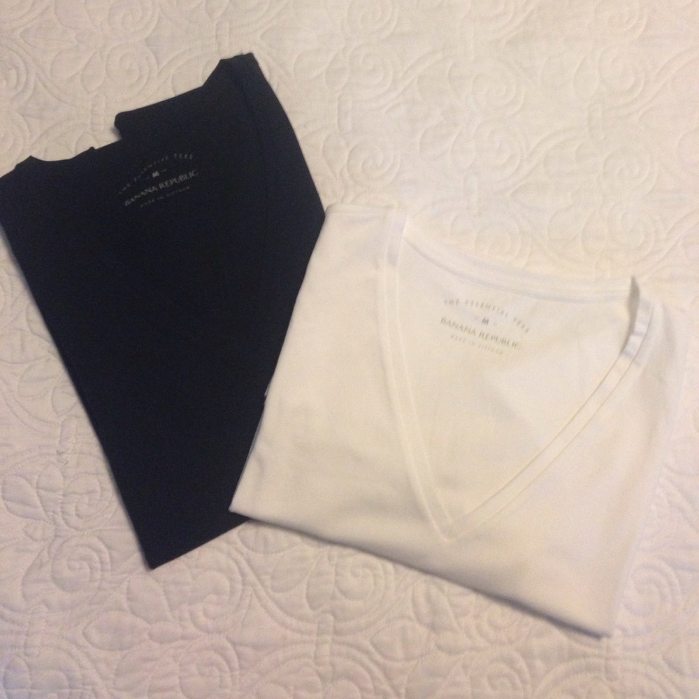 Banana Republic Basic Tee Shirts