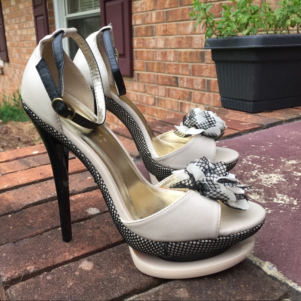 OPEN TOE ANKLE LEATHER STRAP PLATFORM HEELS