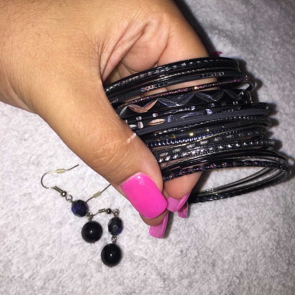 Bracelet set - Picture 2 of 2