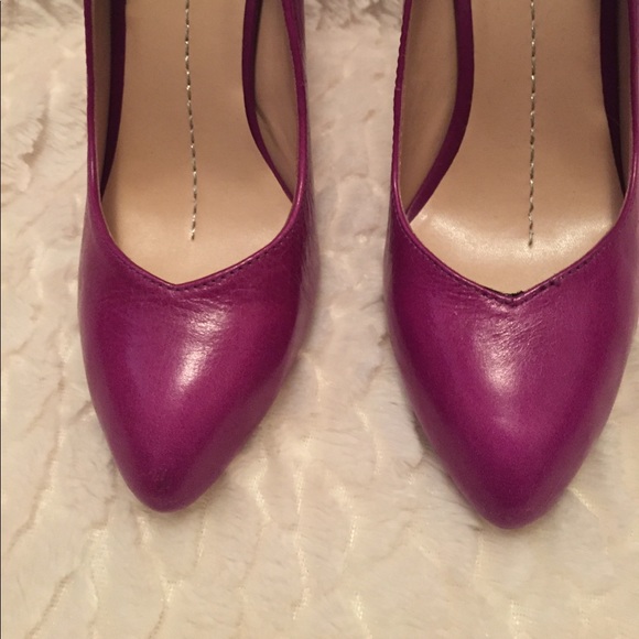 New Dolcevita Pump - Picture 2 of 3