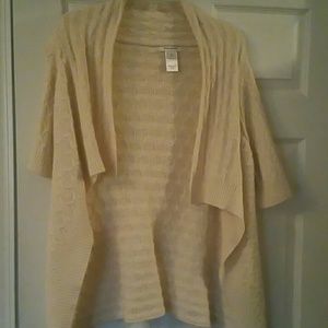 CUTE SHORT SLEEVE SWEATER