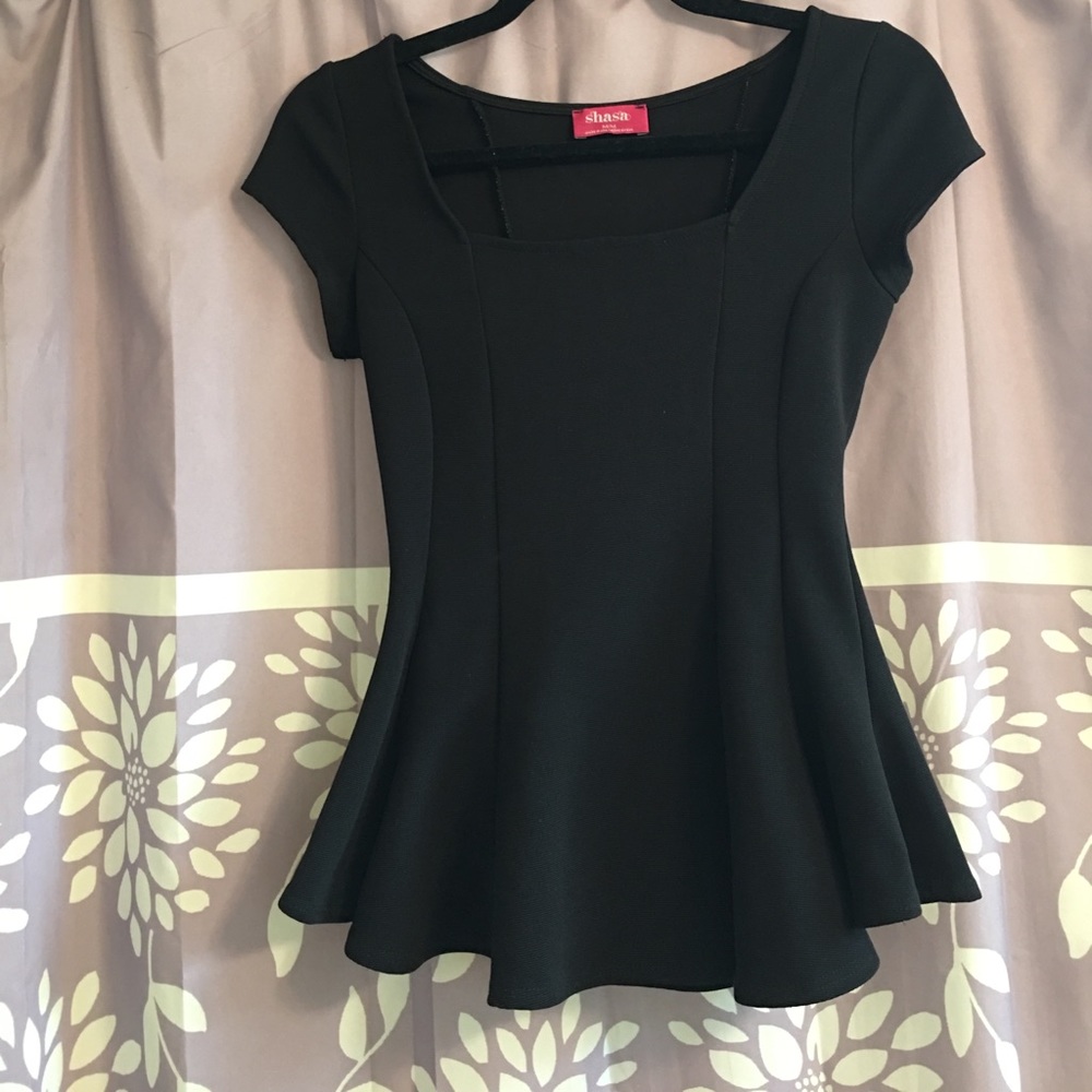 Black peplum top