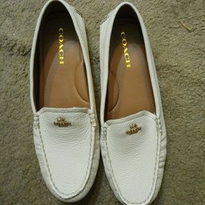 BRAND NEW COACH - Super Supple LEATHER