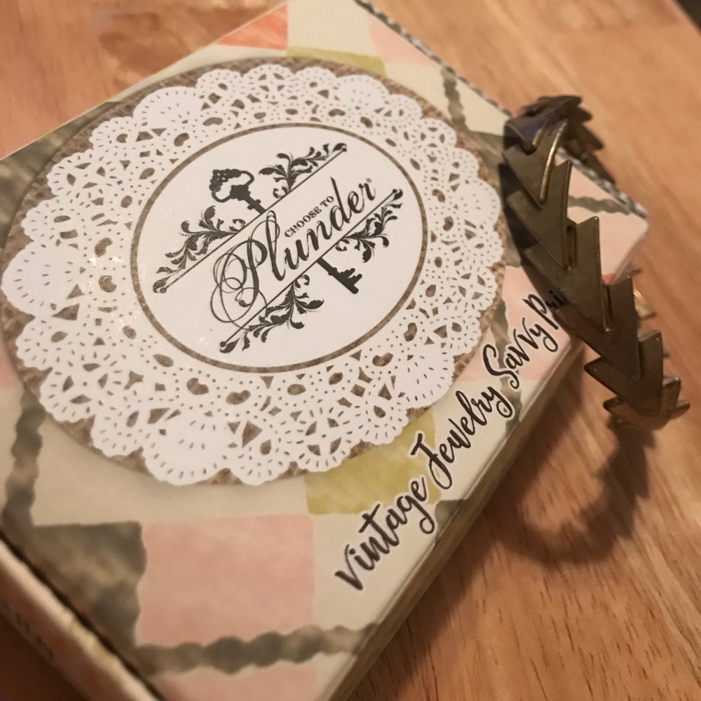 Plunder Design: Dixie bracelet