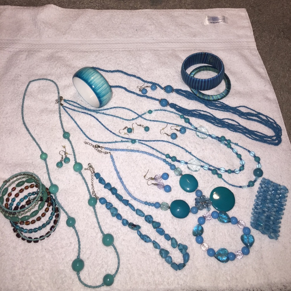 BUNDLE DEAL FOR JEWELRY SETS