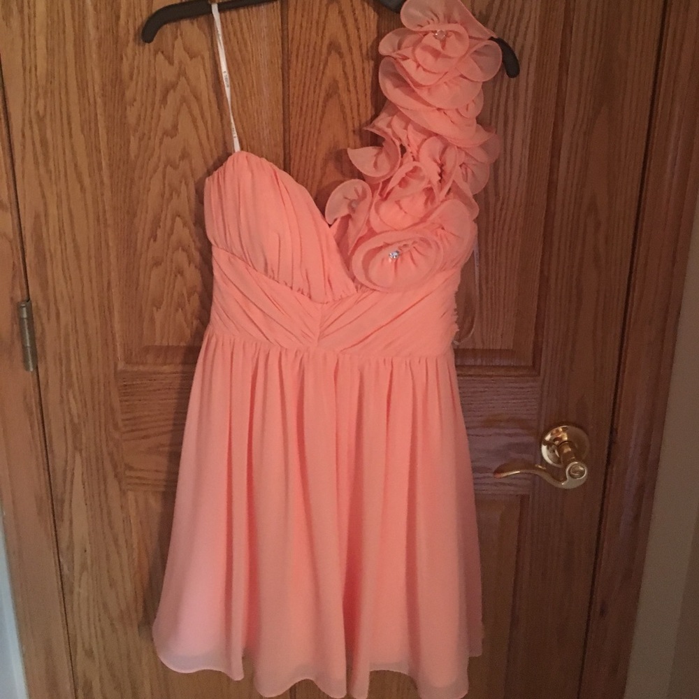 Beautiful peach party dress