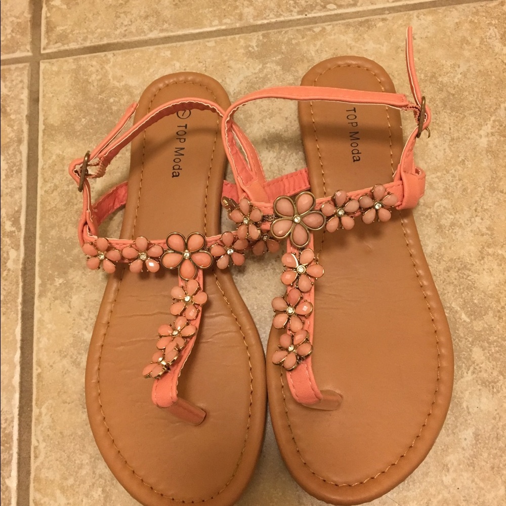 Sandles