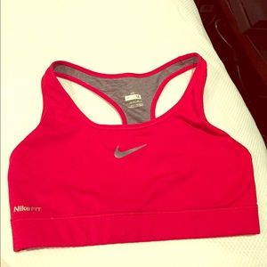 Nike Pro Sports Bra