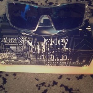 Oakley men's custom frame oil rig glasses SOLD