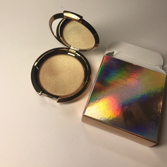 Other - Becca light chaser highlighter-Topaz flashes gilt