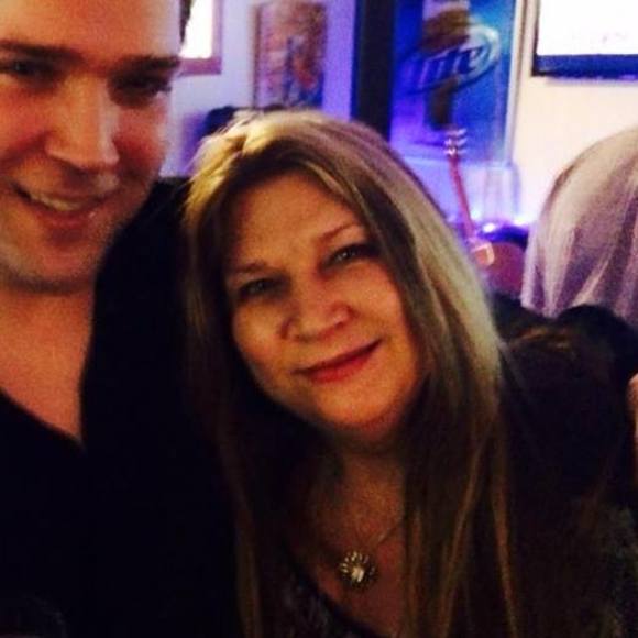 Meet your Posher, Terri - Picture 2 of 2