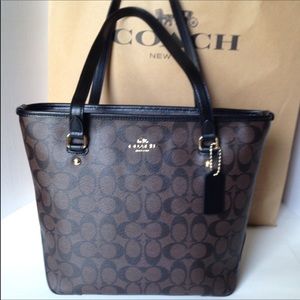 🔥Coach Zip Top Tote - Brand New🔥