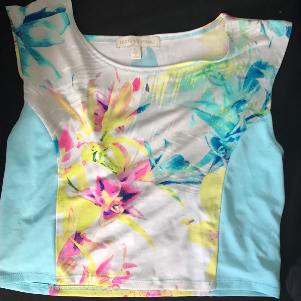 Nicki Minaj crop top