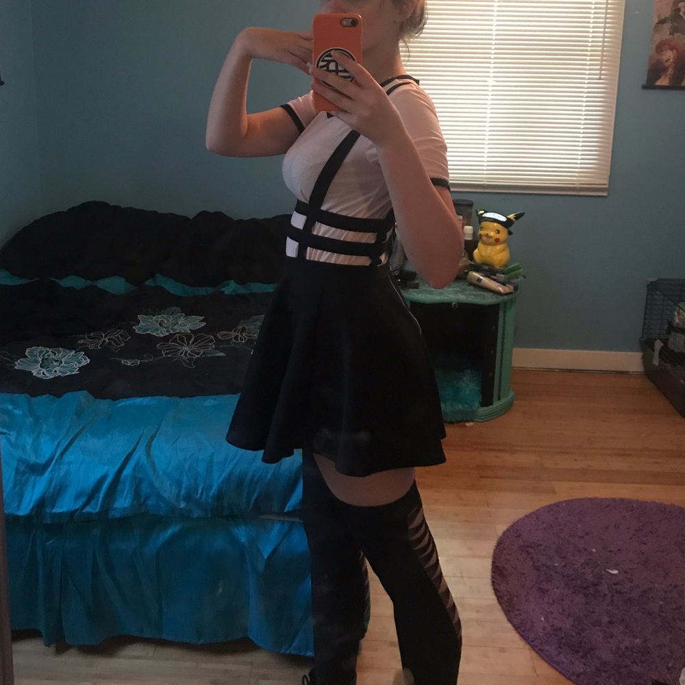 Black Mini Suspender Skirt - Picture 1 of 4