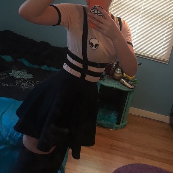 Black Mini Suspender Skirt - Picture 2 of 4