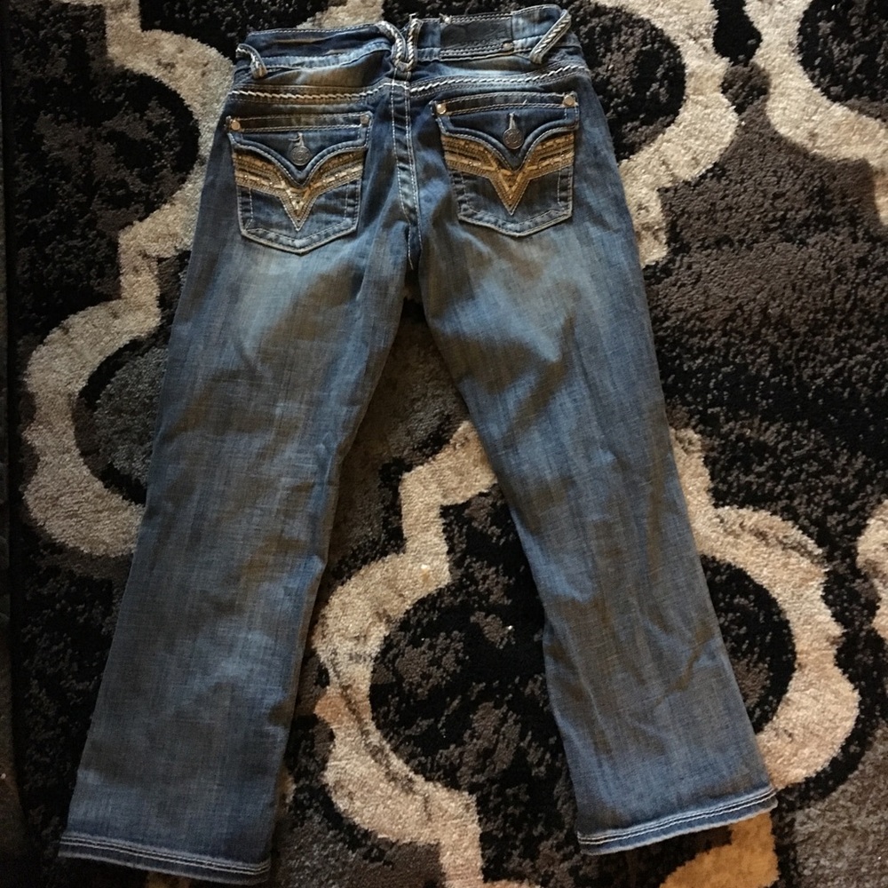 Capris - Picture 2 of 3
