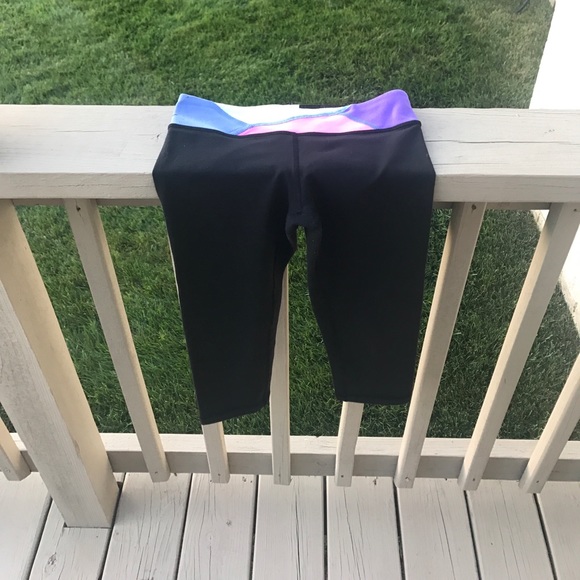 Ivivva Pants - Ivivva (lululemon for kids) crop leggings