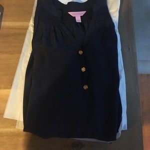 Navy Lilly pulitzer Elsa blouse