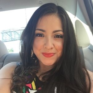 Meet your Posher, Alya