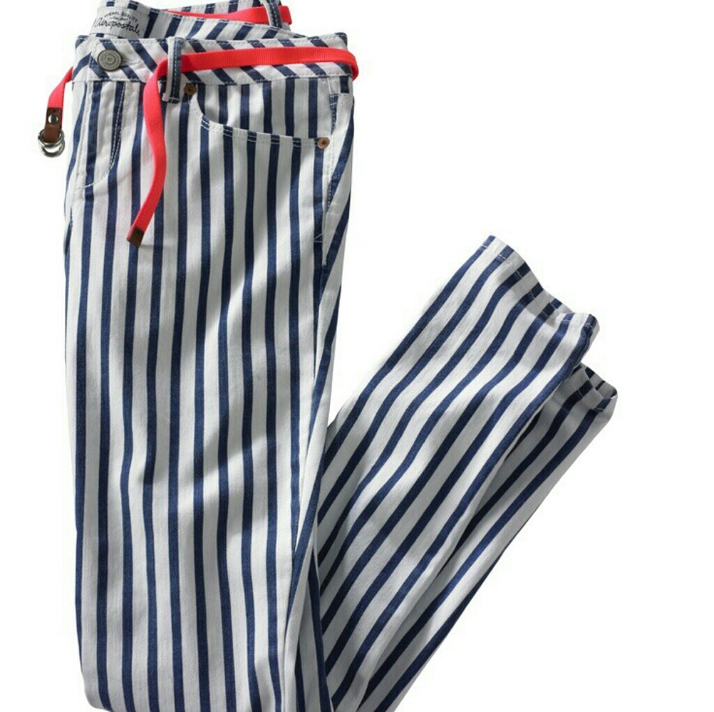 Aeropostale Ashley ultra skinny. Blue white stripe
