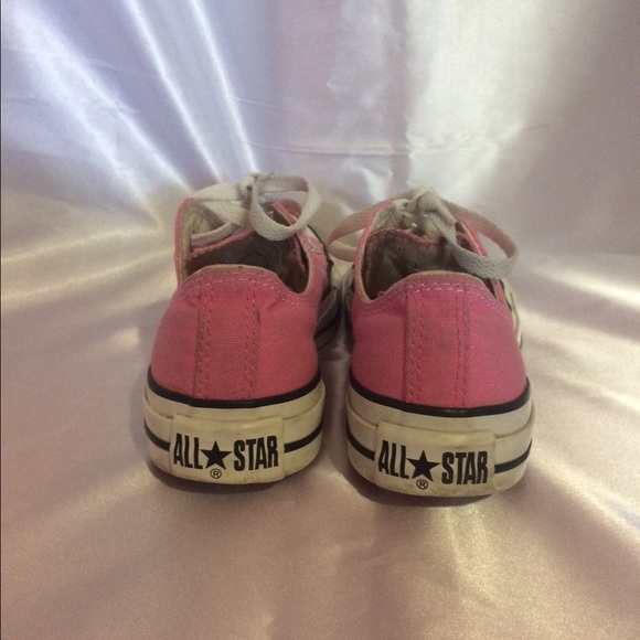 Pink converse - Picture 2 of 5