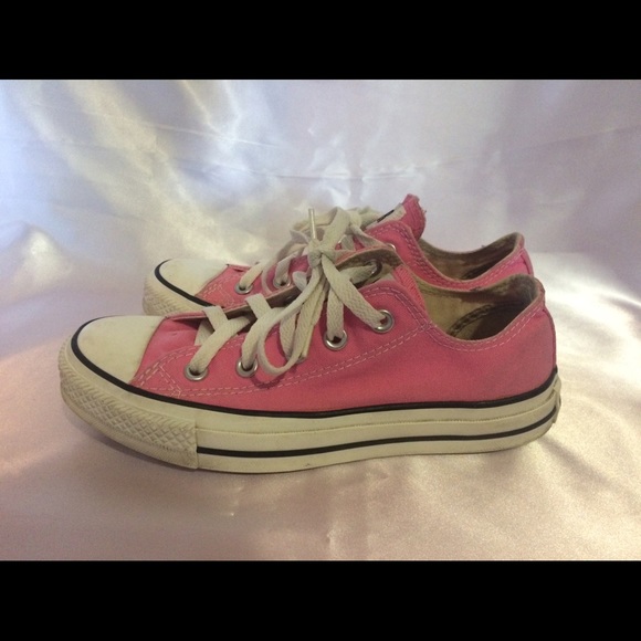 Pink converse - Picture 4 of 5