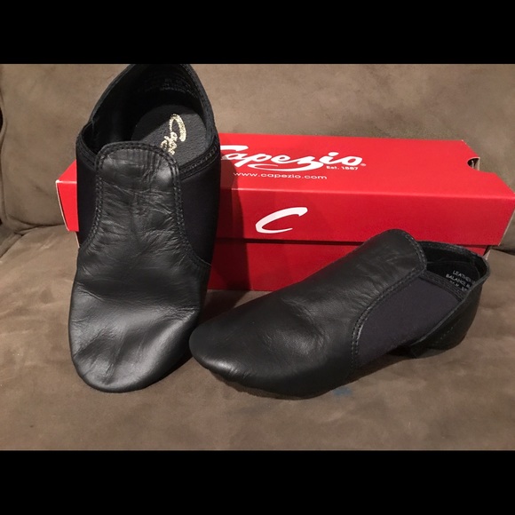 Capezio split sole black jazz shoe - Picture 1 of 5