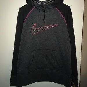 Therma Fit Nike Sweatshirt