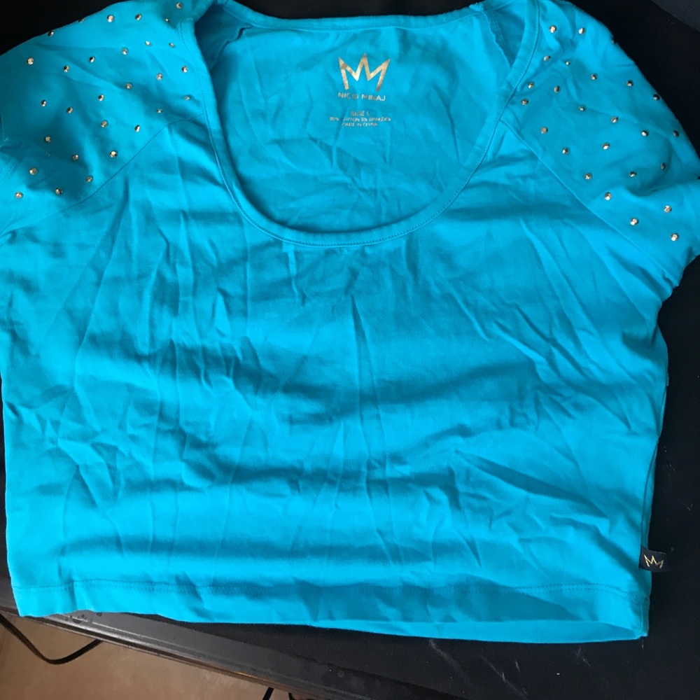 Sexy nicki Minaj crop top