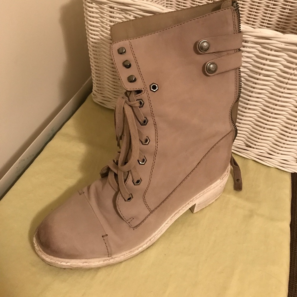Sam Edelman Darwin Boot - Picture 2 of 3