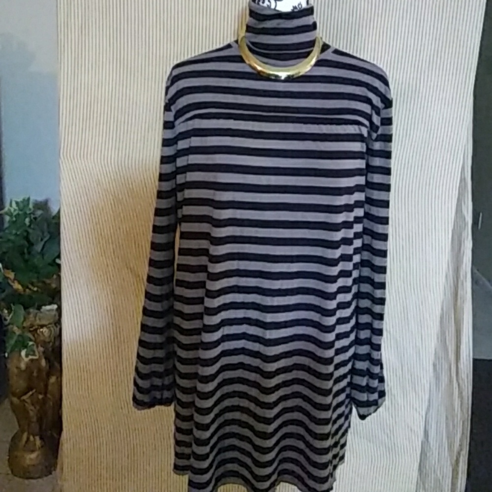 Beautiful grey Top" or Dress.