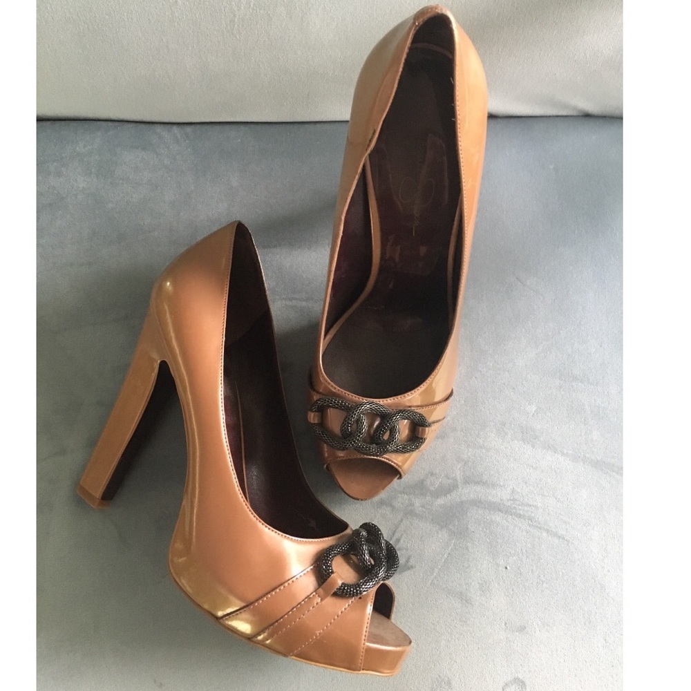Jessica Simpson heels