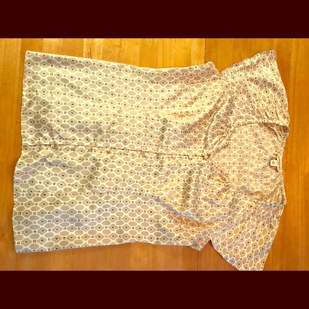 Banana Republic Cream-Colored Print Top