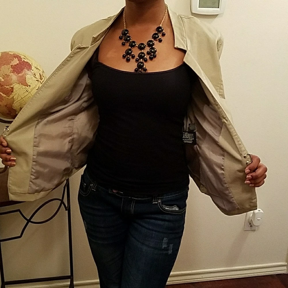 Leather jacket - Picture 3 of 5