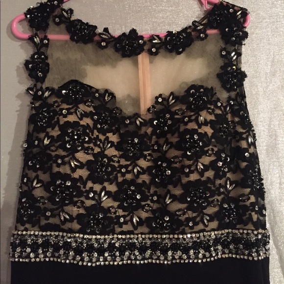 Prom Dress - Picture 2 of 8