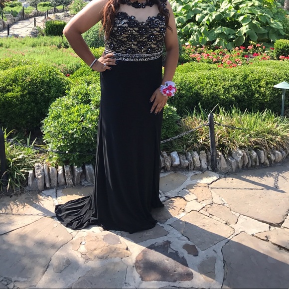 Prom Dress - Picture 6 of 8