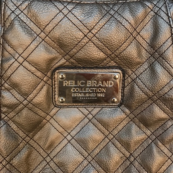 Like New Relic Brand Collection Grey Purse - Picture 2 of 4