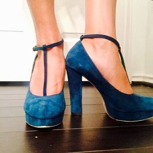 Teal suede platform pumps