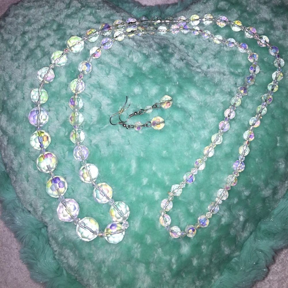 Clear iridescent crystal jewelry set
