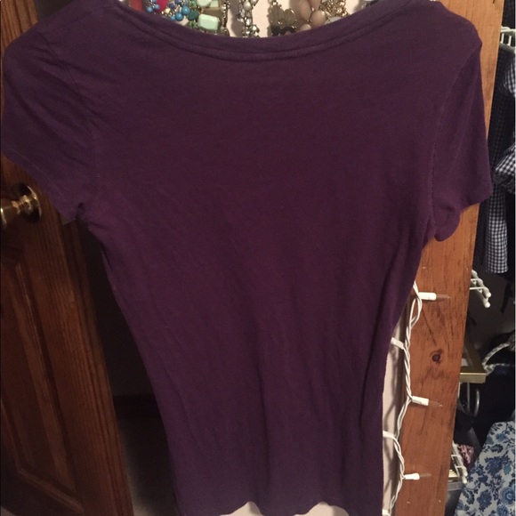 American Eagle V-neck top - Picture 3 of 3