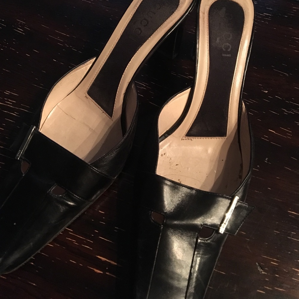Gucci black sandals