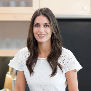 Meet your Posher, Carolyn