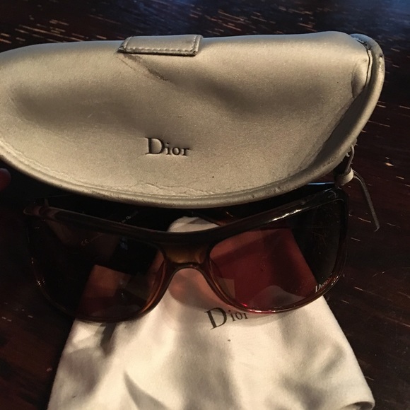 Dior sunglasses - Picture 2 of 2