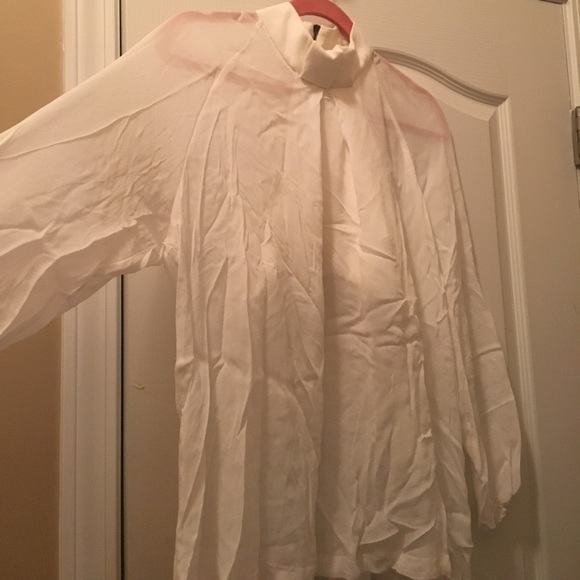 Six Crisp Days Sheer White Top - Picture 1 of 1