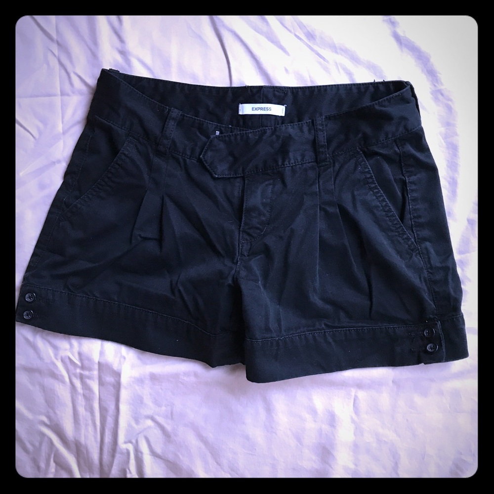 Express Casual Shorts (Black)