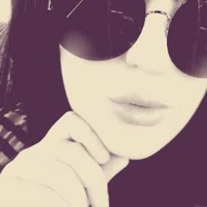 Meet your Posher, Savannah