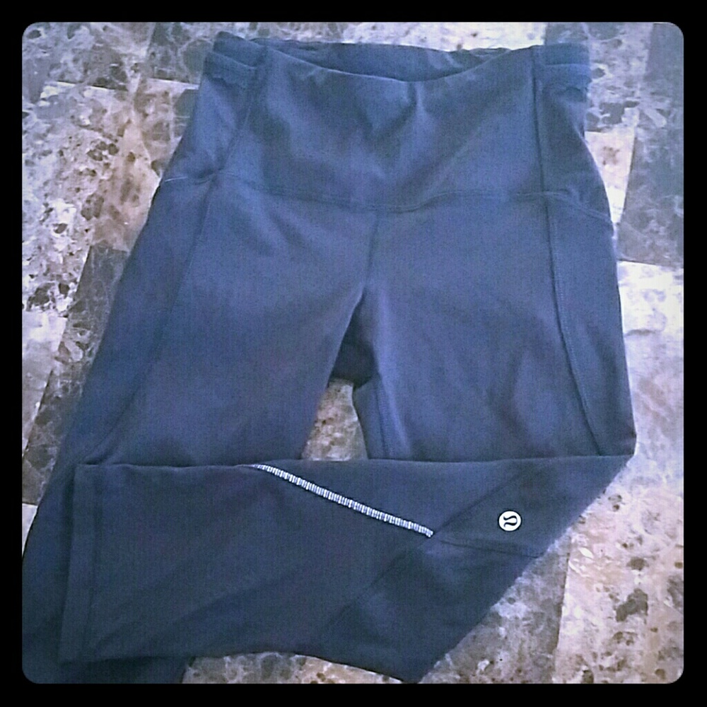 Lululemon leggings size